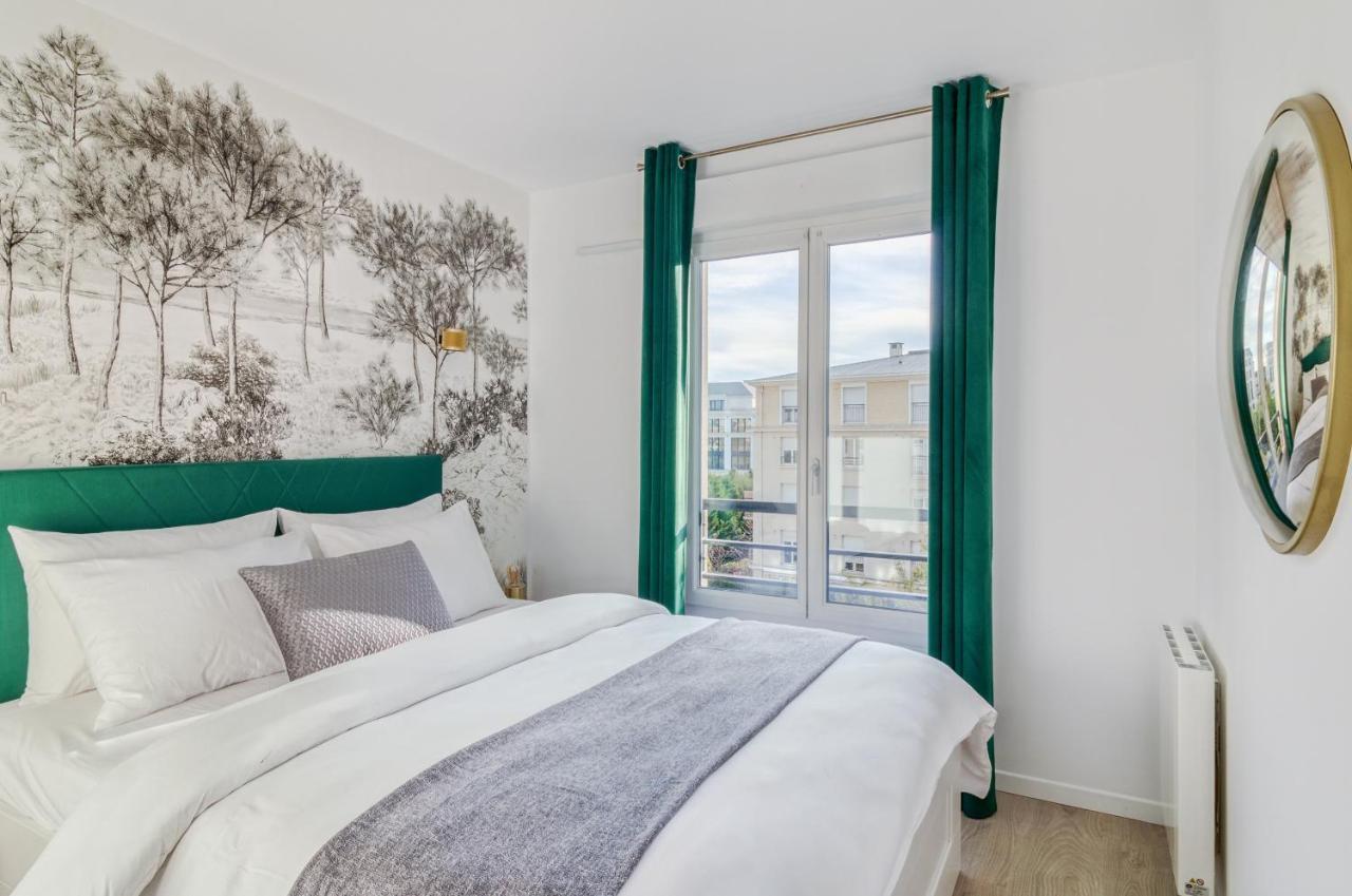 Suite Eclat Dore, Disneyland Paris, 6 Personnes シェシー エクステリア 写真